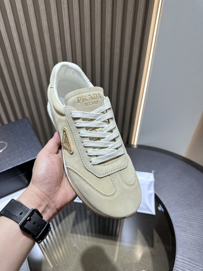 PRDA Sneaker