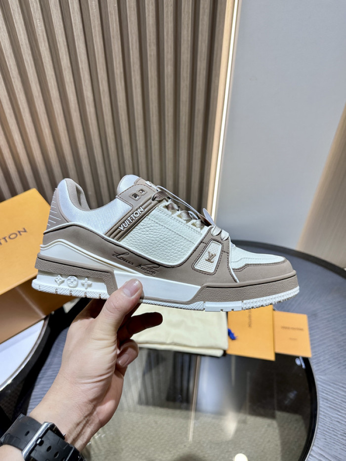 LUSV SNEAKERS