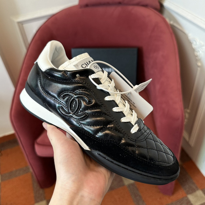 CHNL Sneaker