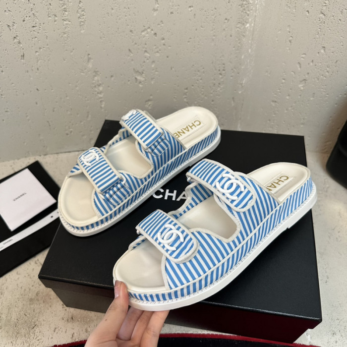 CN Slide Sandal