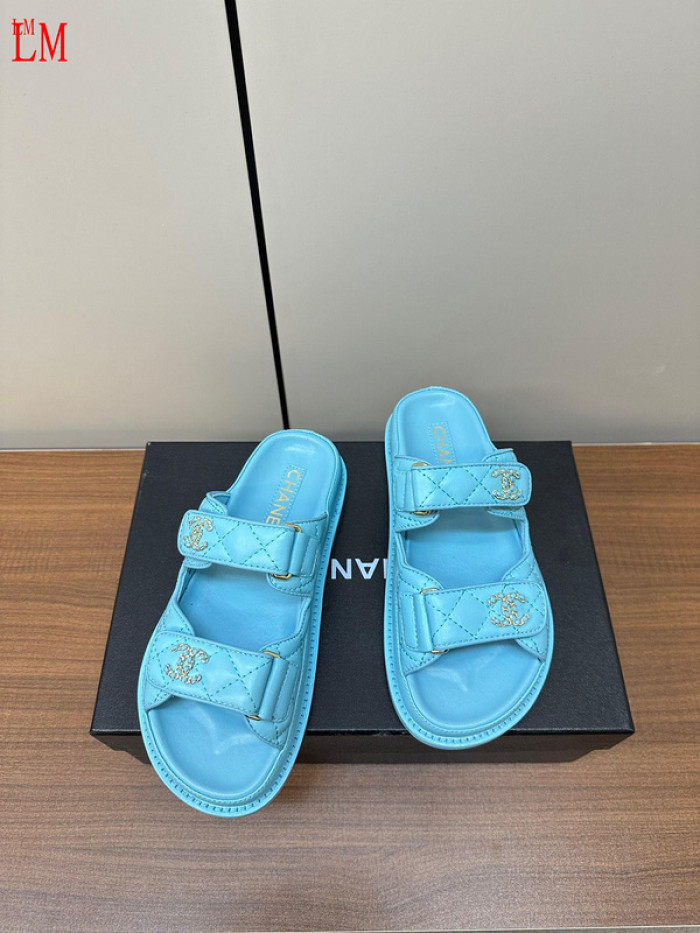 CN Slide Sandal