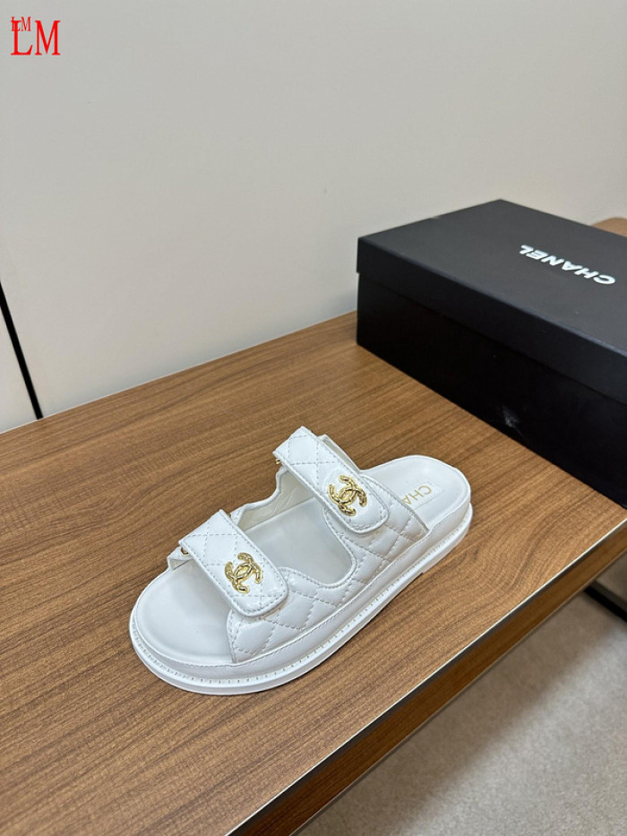 CN Slide Sandal