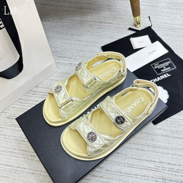 CN Slide Sandal