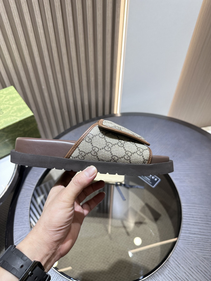 GCI GG Slide Sandal