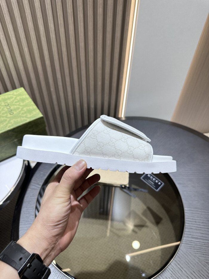 GCI GG Slide Sandal