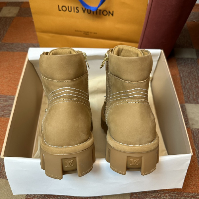 LUSV SNEAKERS