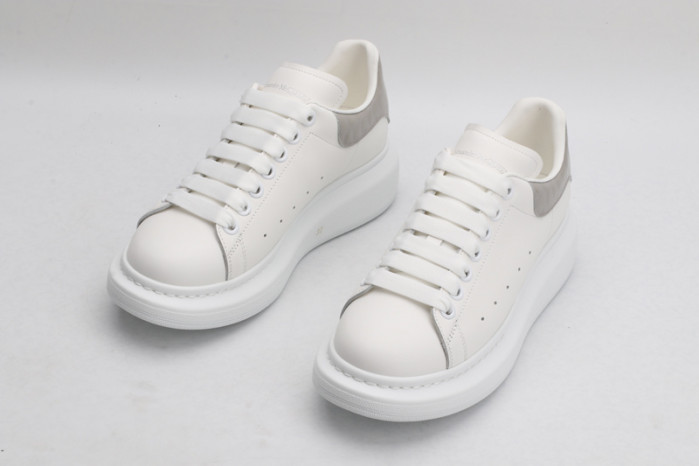 ALEXMQ Sneakers