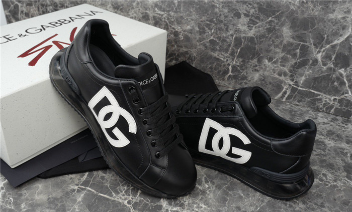 DG SNEAKER