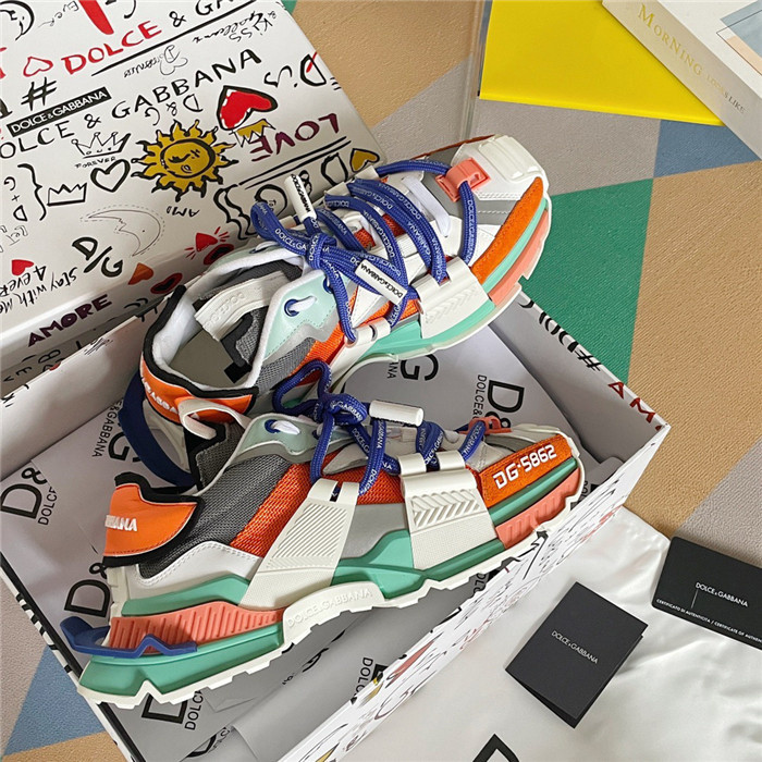 DG SNEAKER