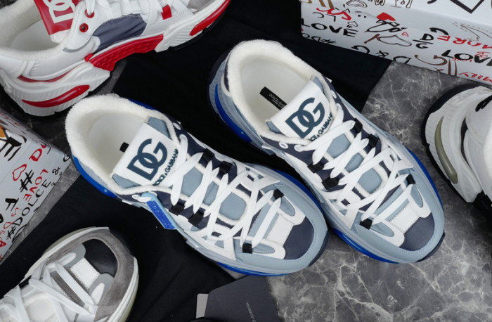 DG SNEAKER