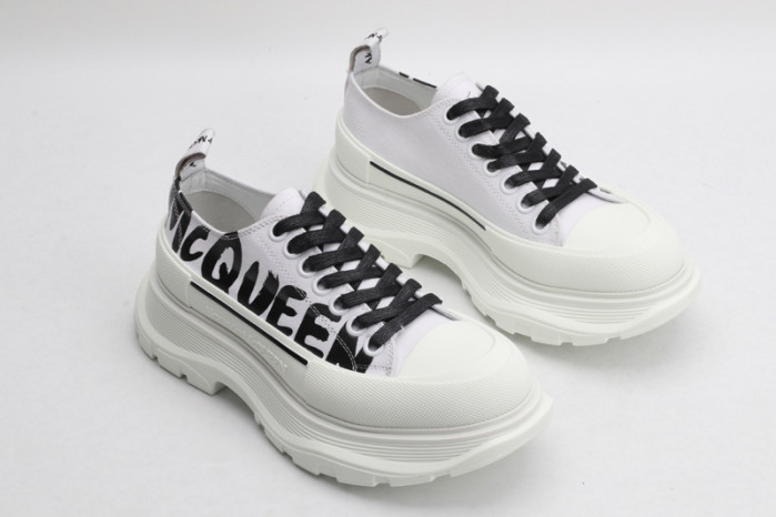 ALEXMQ Sneakers