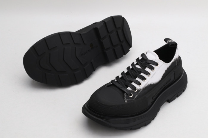 ALEXMQ Sneakers