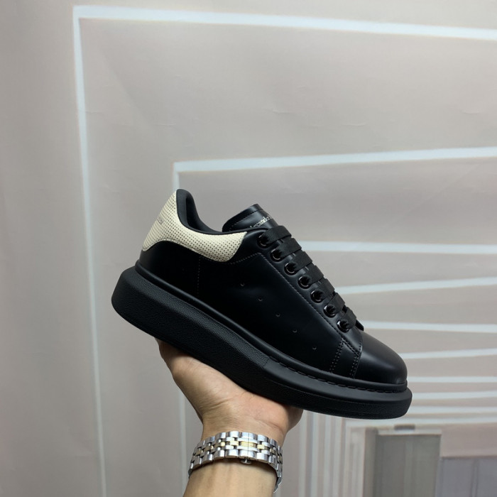 ALEXMQ Sneakers