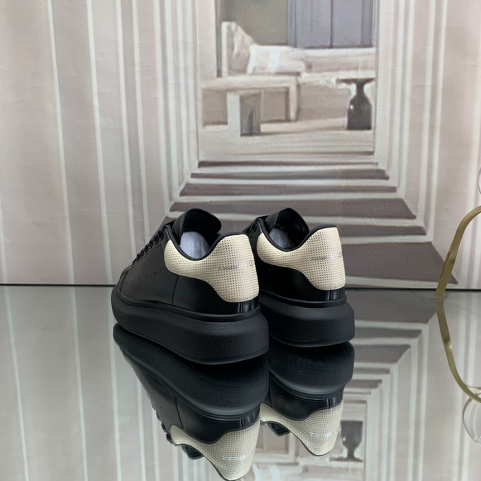 ALEXMQ Sneakers