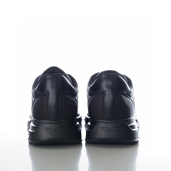 PRDA Sneaker