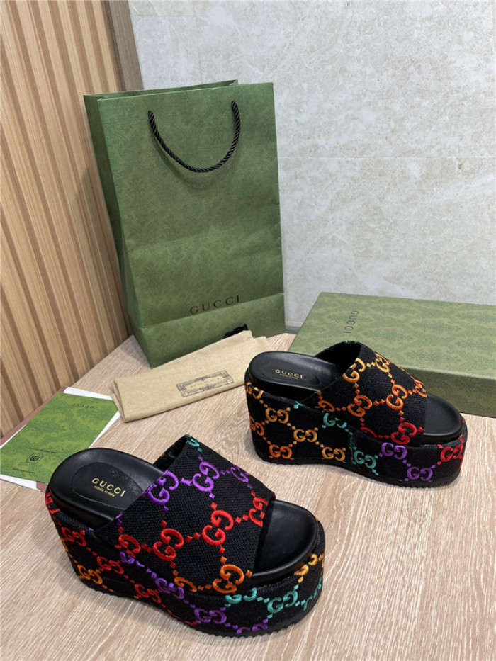 GCI GG Slide Sandal