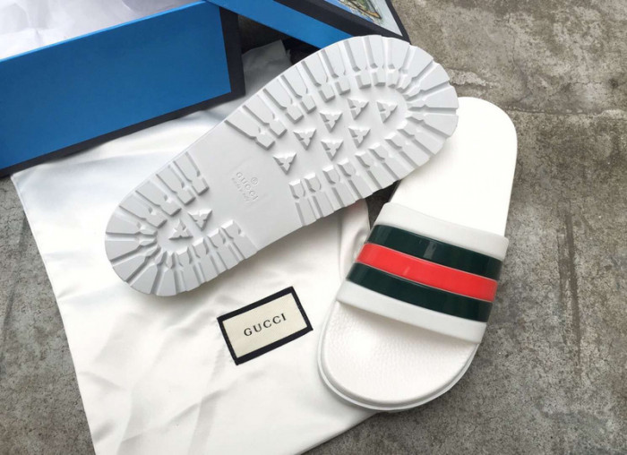 GCI GG Slide Sandal
