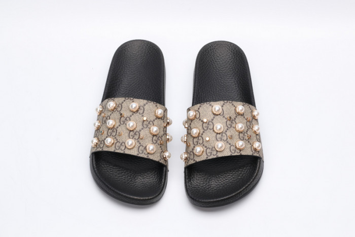 GCI GG Slide Sandal