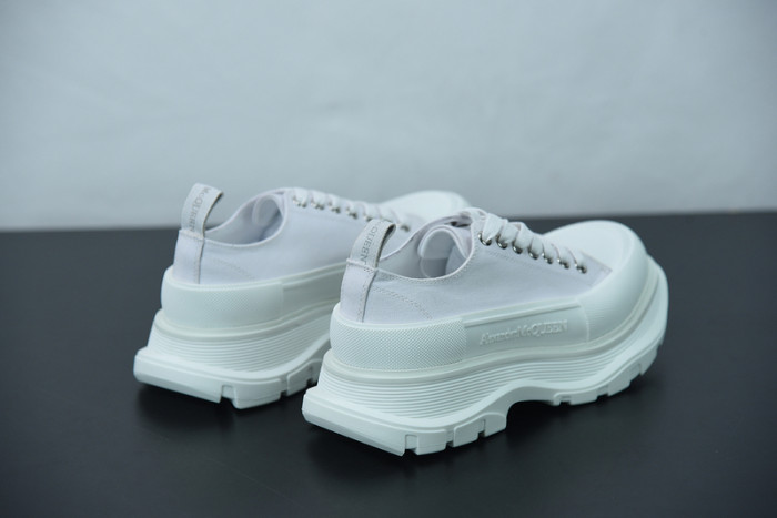 ALEXMQ Sneakers