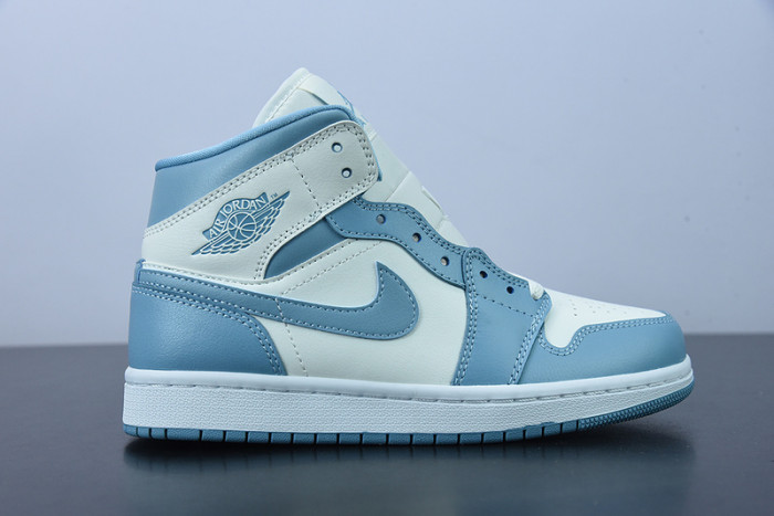 Air Jordan 1 Mid "UNC" BQ6472-141