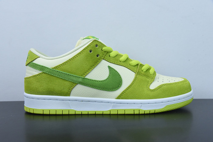 Nike SB Dunk Low Green Apple DM0807-300