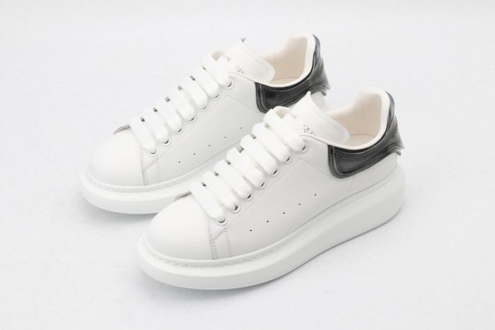 ALEXMQ Sneakers