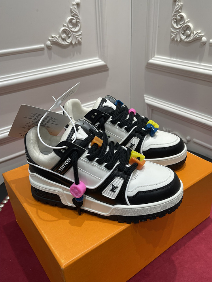 LUSV SNEAKERS