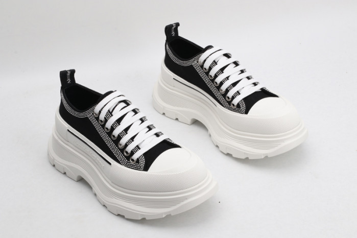 ALEXMQ Sneakers