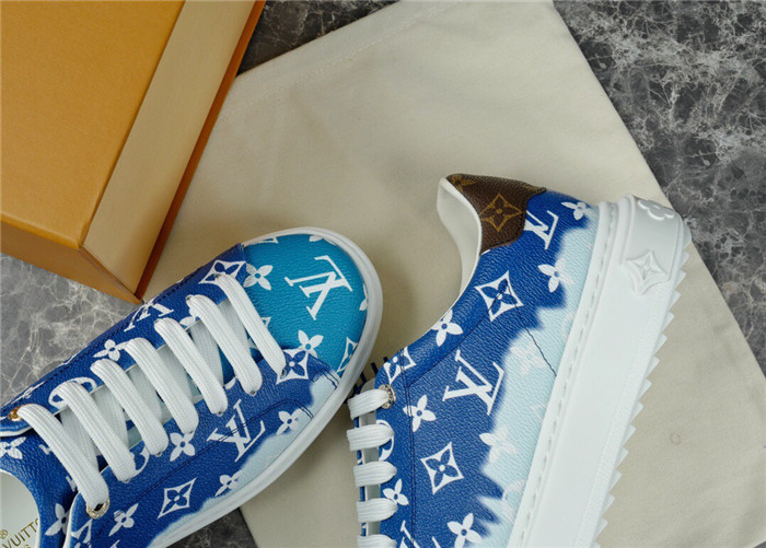 LUSV SNEAKERS