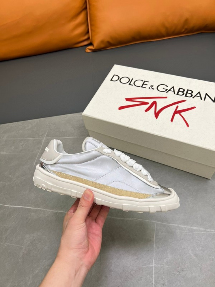 DG SNEAKER