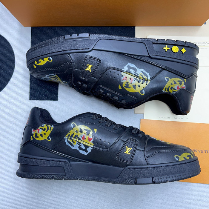 LUSV SNEAKERS