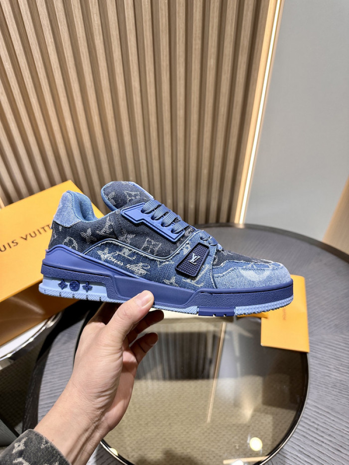 LUSV SNEAKERS