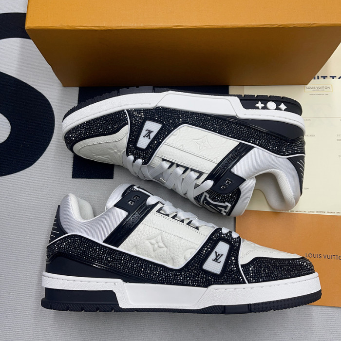 LUSV SNEAKERS