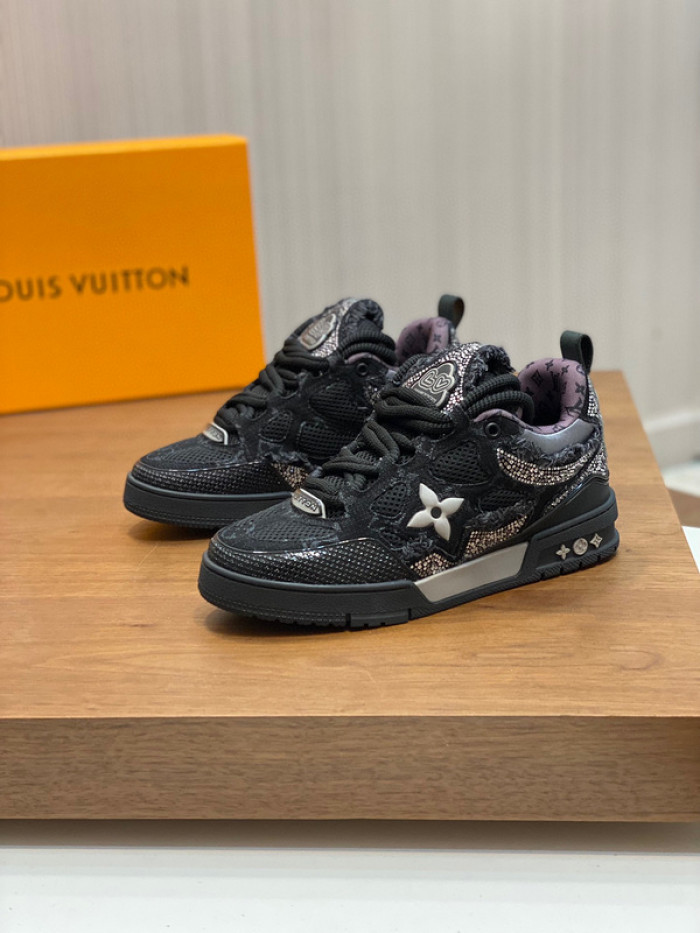LUSV SNEAKERS