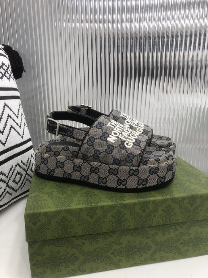 GCI GG Slide Sandal