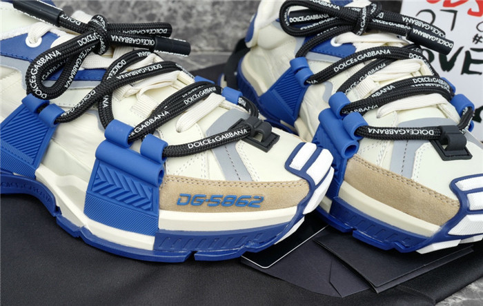 DG SNEAKER