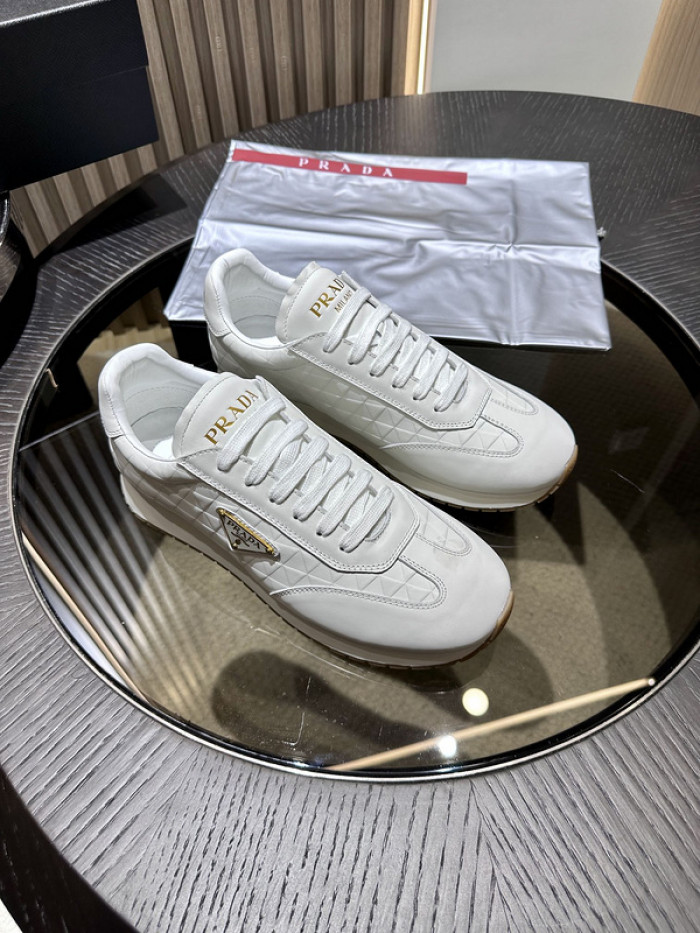 PRDA Sneaker
