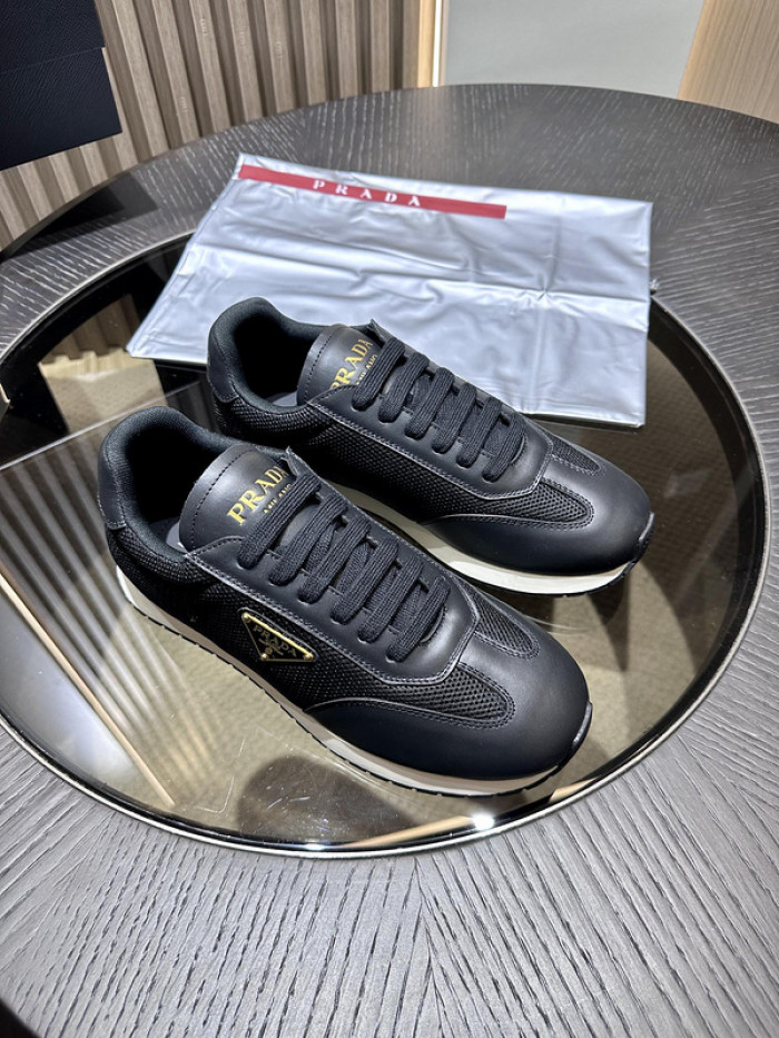 PRDA Sneaker