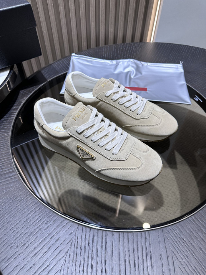 PRDA Sneaker