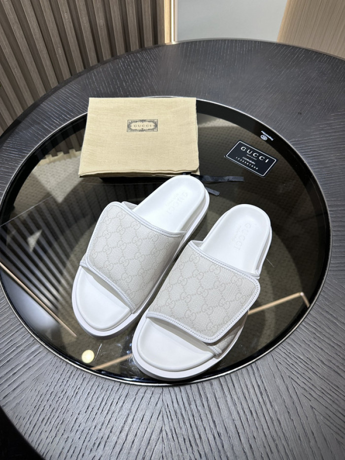 GCI GG Slide Sandal