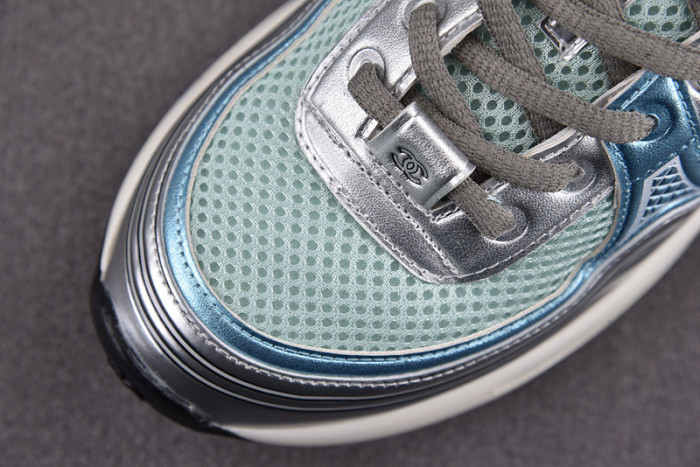 CHNL Sneaker