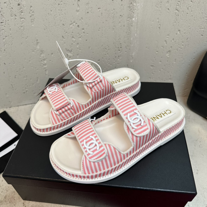 CN Slide Sandal