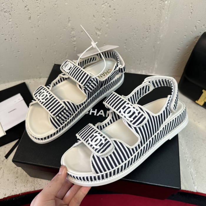 CN Slide Sandal