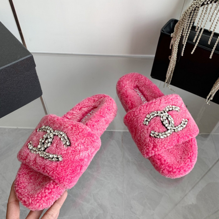 CN Slide Sandal