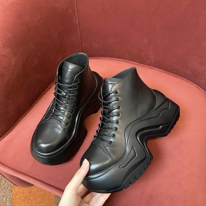 LUSV SNEAKERS