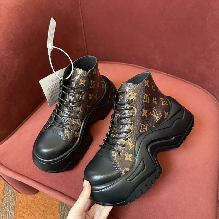 LUSV SNEAKERS