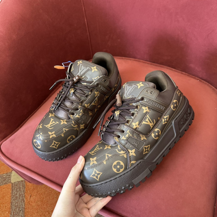 LUSV SNEAKERS