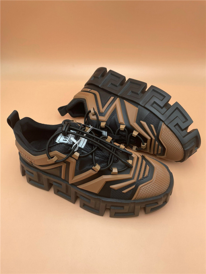 VRCE Sneaker