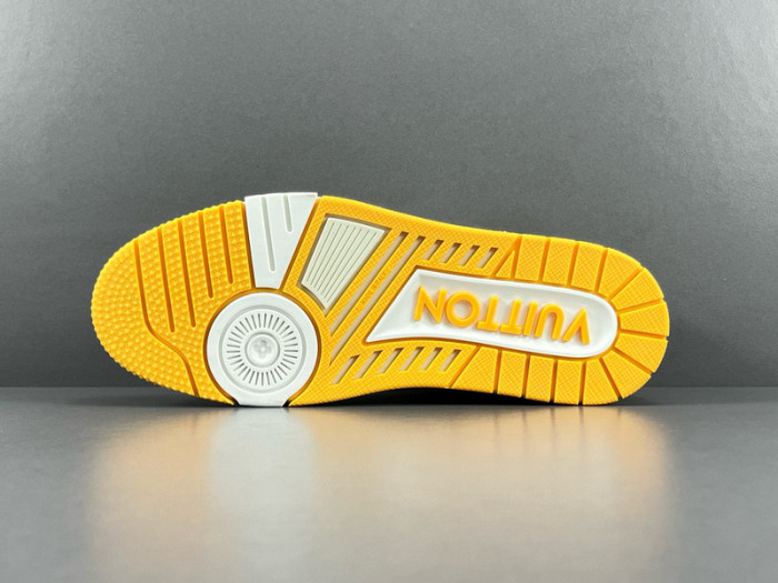 LUSV SNEAKERS