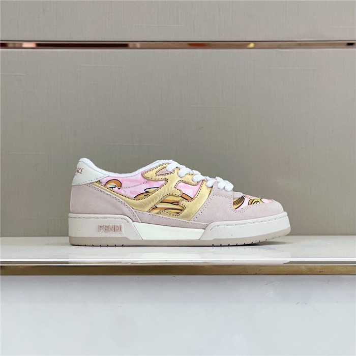 VRCE Sneaker